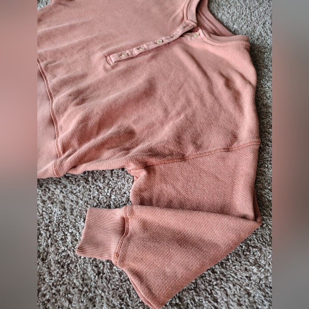 American Eagle Outfitters Henley Crop Boxy Dolam Sleeve Sweater Small - Picture 3 of 9